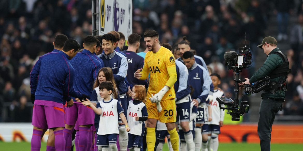 £75k-p/w goalkeeper is "one to keep an eye on" as Newcastle plot shock move